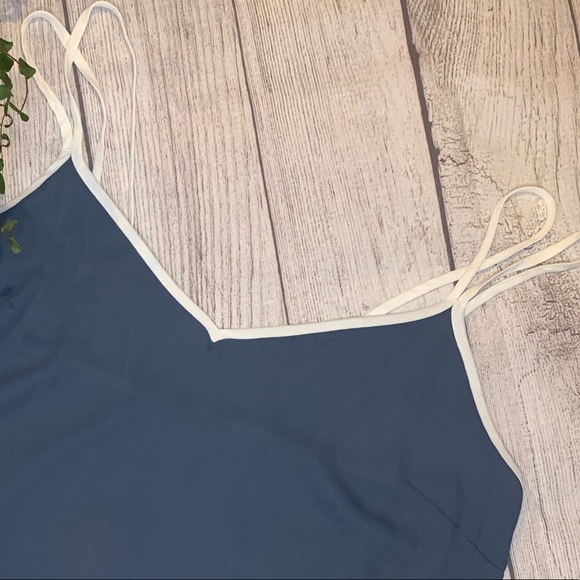 F21 blue & white chiffon-like cami - Picture 2 of 5
